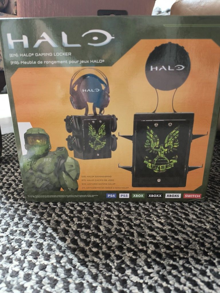 Unopened Halo Game And Headset Stand 