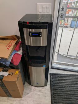 Glacier Bay Bottom-Load Water Dispenser (Hot & Cold)