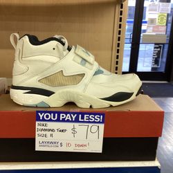 Nike Diamond Turf Size 11