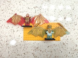LEGO Ninjago Crystalized Gold Dragon Kai and Zane
