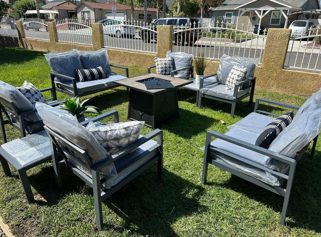 Patio Furniture Set Outdoor New In The Box