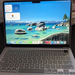 Mac Book Air 2022 M2