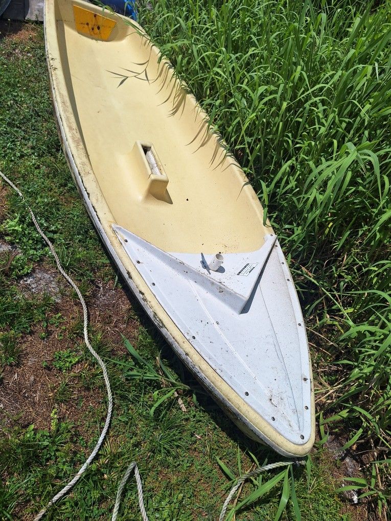 11 Foot Sea Snark Sailboat NO Sail.
