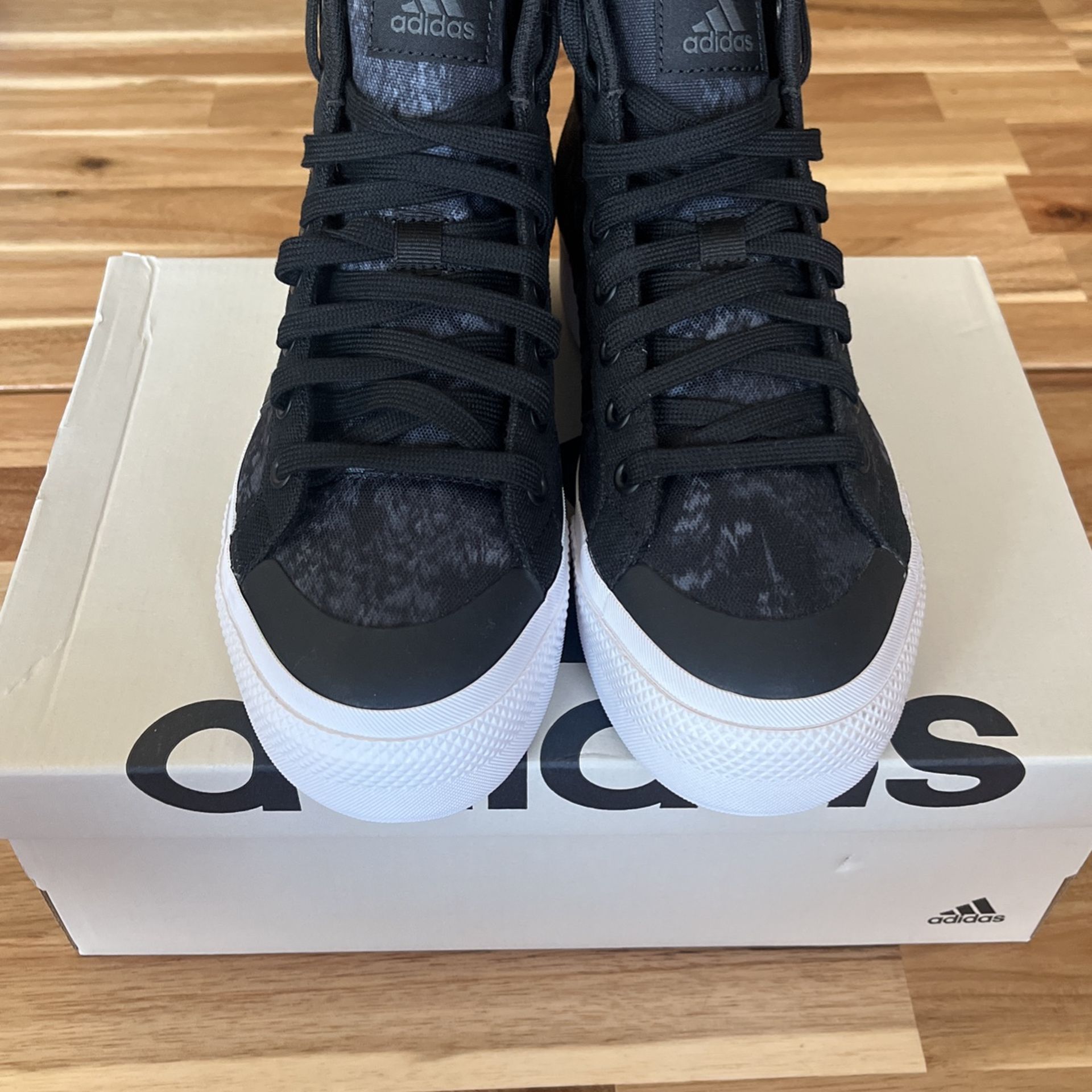 Adidas BRAVADA 2.0 MID PLATFORM