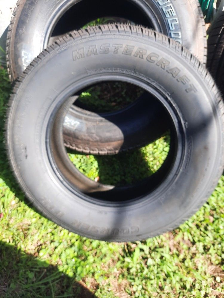 Mastercraft Courser Htr 225/70r16