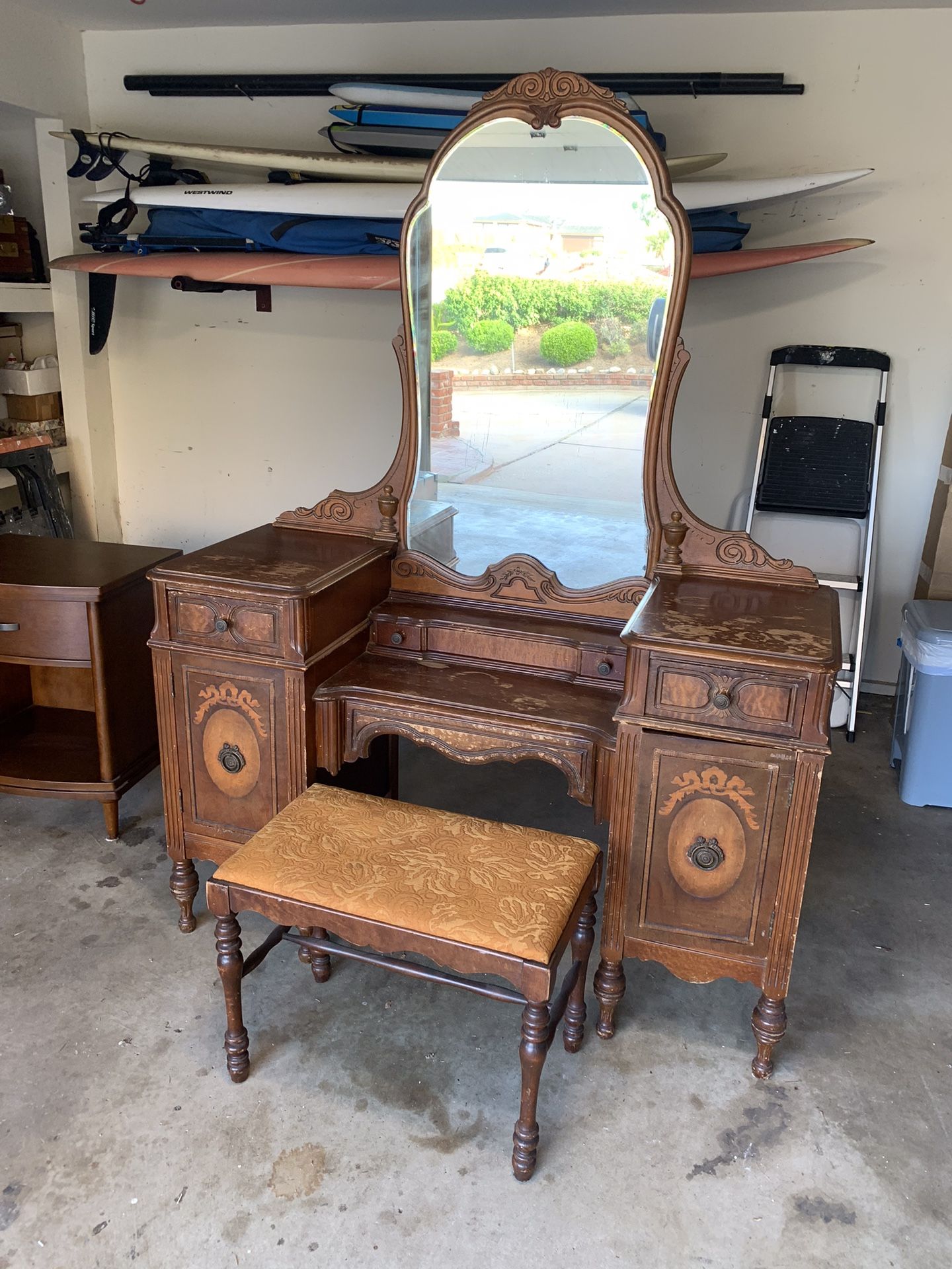 Antique Make-up Table