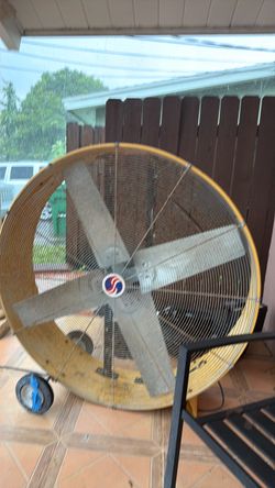 50 in industrial fan