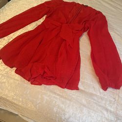 MONO ROJO TALLA 8/10 (large/medium)$20