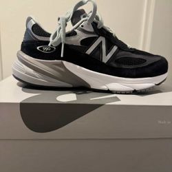 New Balance 990 v6