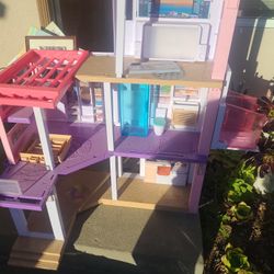 Barbie Dream House