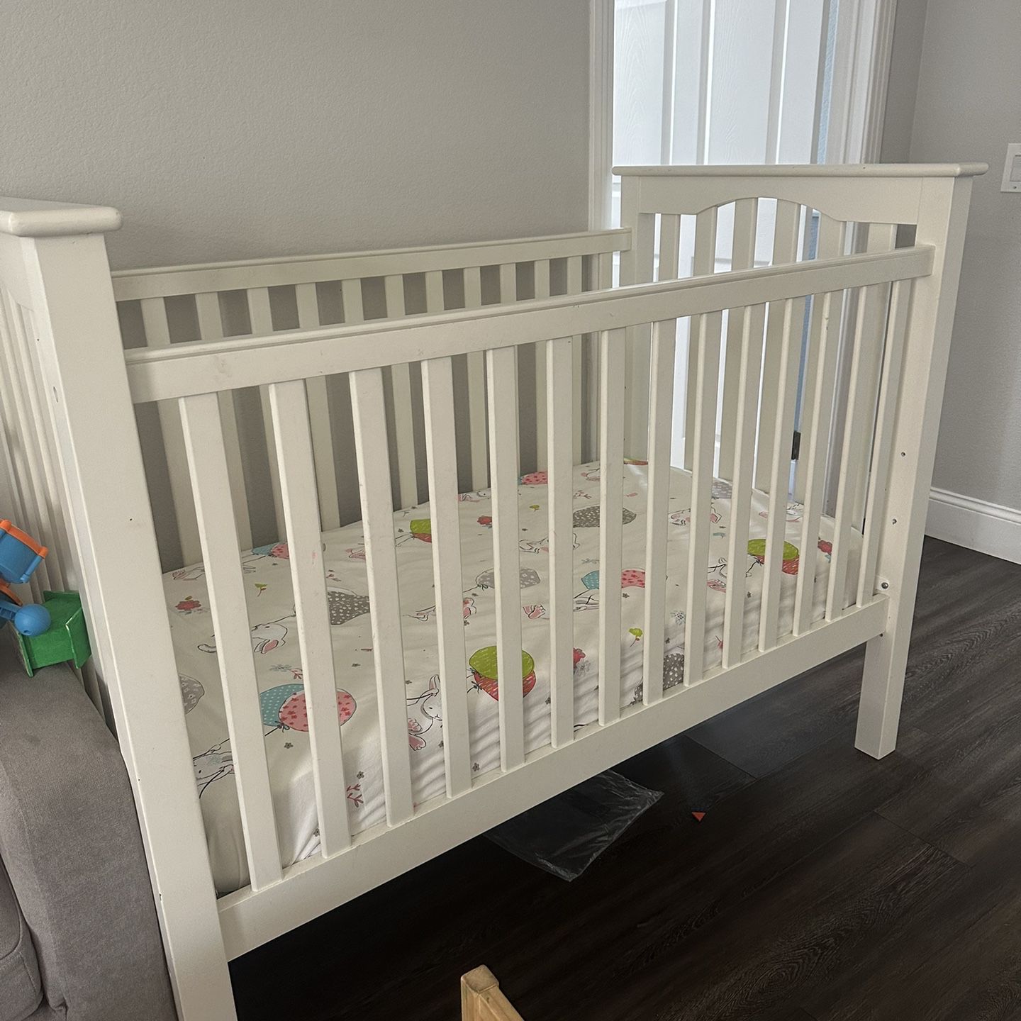 High-end Baby Crib From Pottery Barn