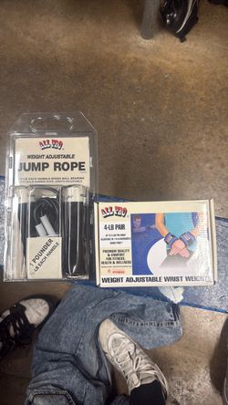 Jump rope with  weights wrists