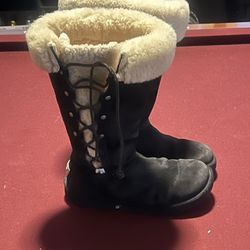 UGG Size 9