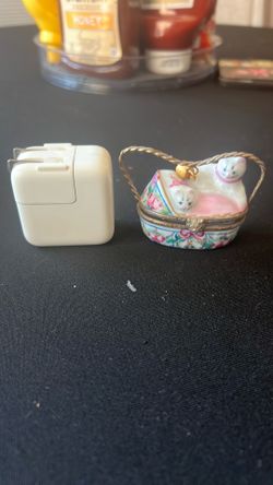 Porcelain Cat Trinket