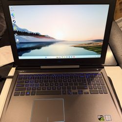 Dell G7 Gaming Laptop + Logitech Bundle