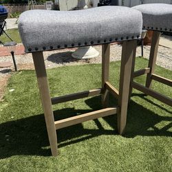 Barstool
