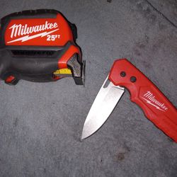 Milwaukee Magnetic Tape Measure/ Milwaukee Work Knife Brand New 
