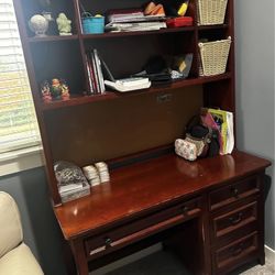 Wooden Sturdy Desk And Hutch Combo 
