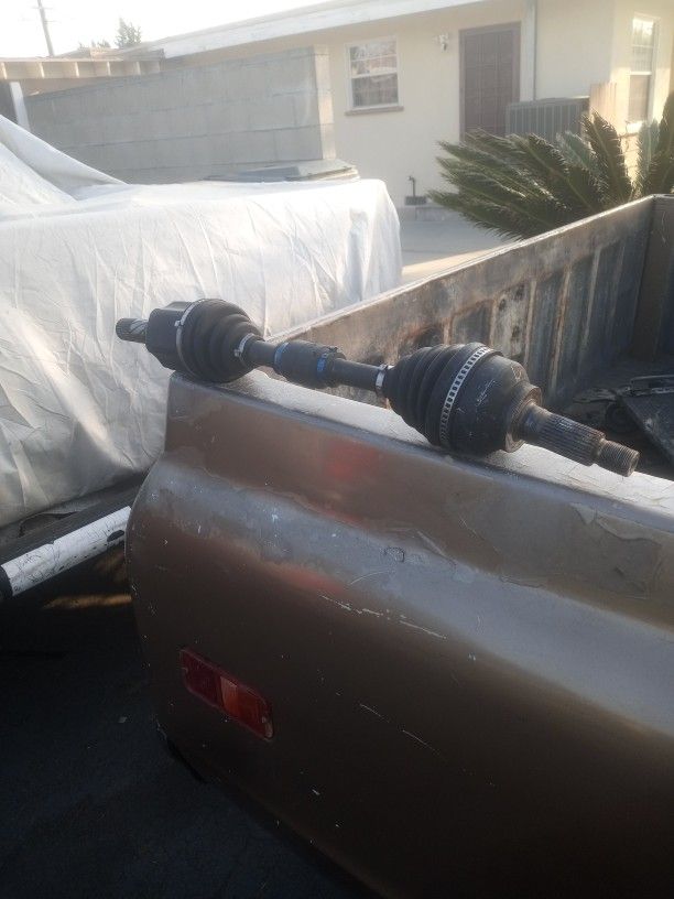 2011 Mazda3 2.5l Left Side Axel Shaft