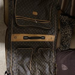Louis Vuitton Garment Bag 