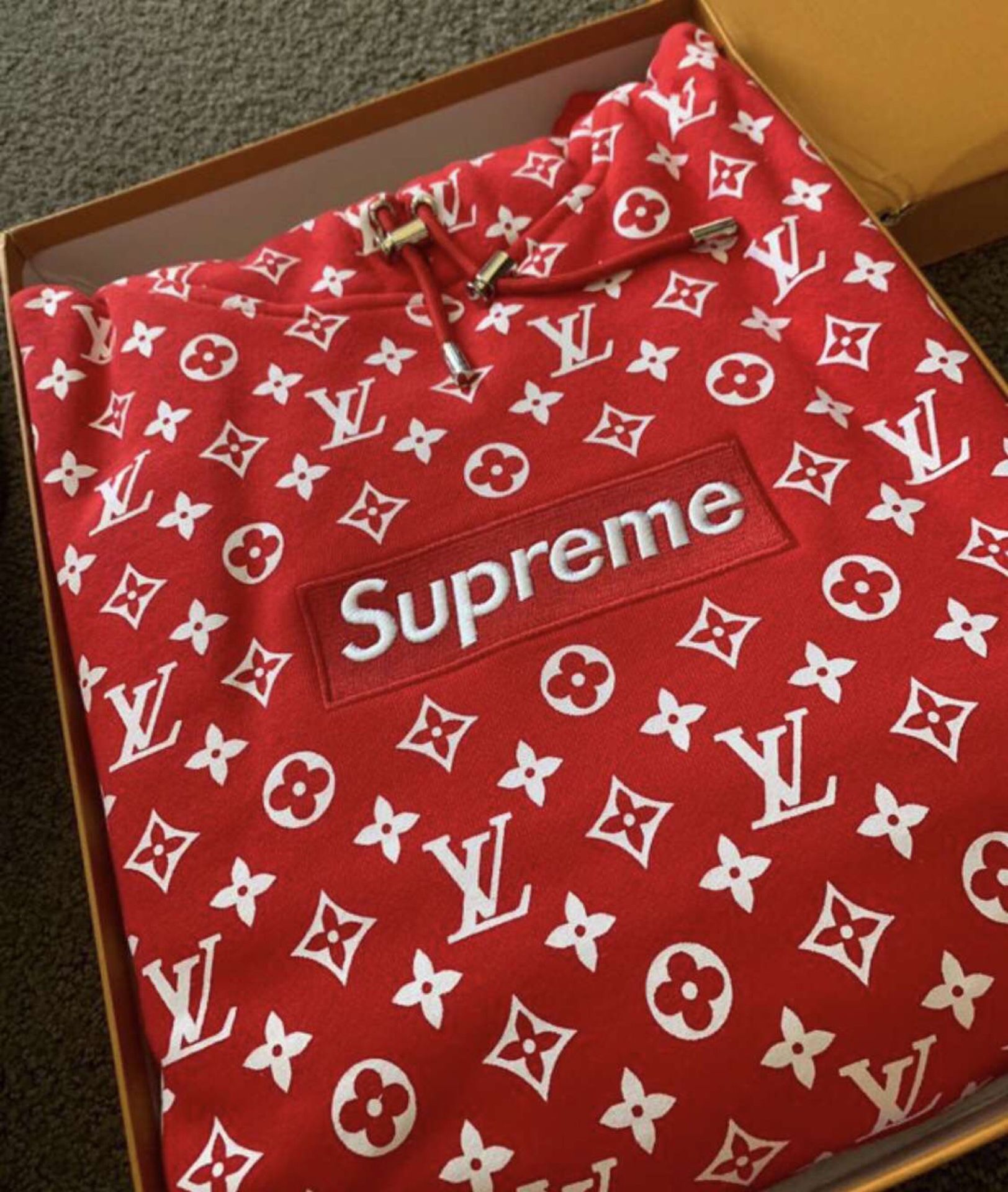 Supreme LV hoodie size Large