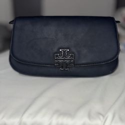 Tory Burch Burch Britten Crossbody Bag in Matte Black
