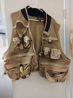 Fishing vest xxl  & dry fly dressing