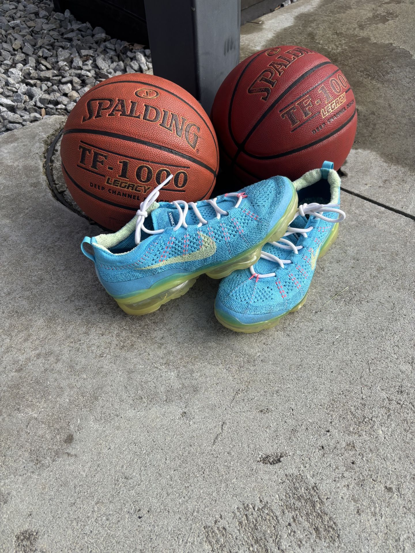 Spalding TF-1000 Legacy Official Basketball