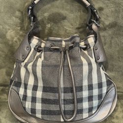 Burberry Metallic/Grey Beat Check Canvas and Leather Drawstring Hobo bag