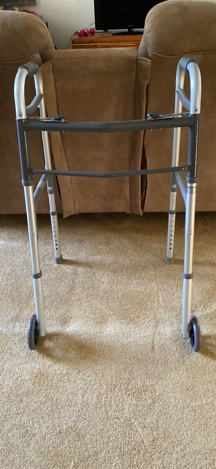 Walker w/Wheels