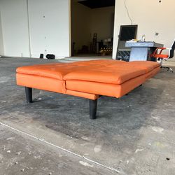 Futon couch sleeper