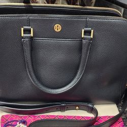 Autentic Tory Burch Purse..Crossbody 