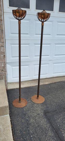 2 Copper Outdoor Oil Floor Lamps