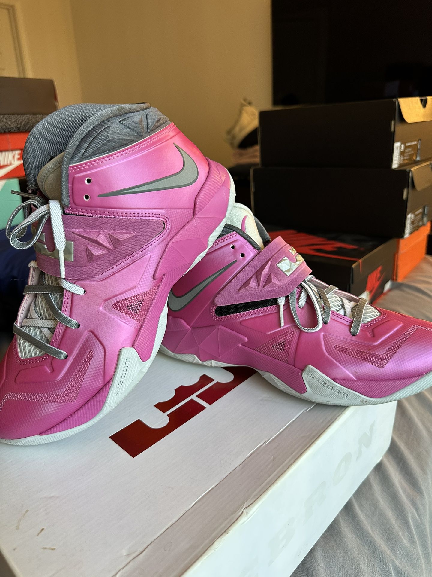 Nike Zoom Soldier 8 | Pink | Men's Size 9