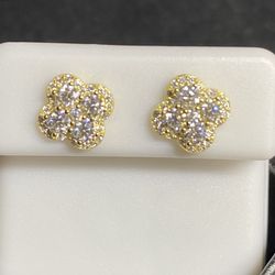 Gold Over Silver Clover Earrings With Moissanite Diamonds 💎 