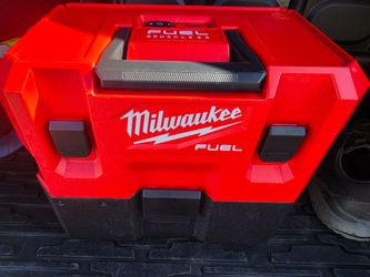 Milwaukee Fuel M12 Vaccun