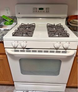 GE Gas Range