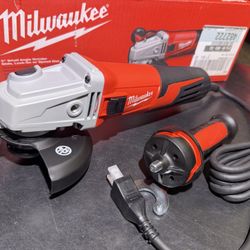 Milwaukee 13 Amp 5” Small Angle Grinder with Dial Speed      Model# 6117-33D