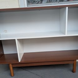 Bookcase 