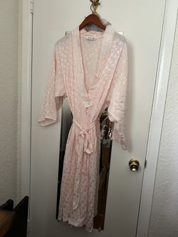 Woman’s Robe Large New