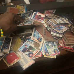 1(contact info removed)s NFL MLB CARD LOT 500$ 1000+cards