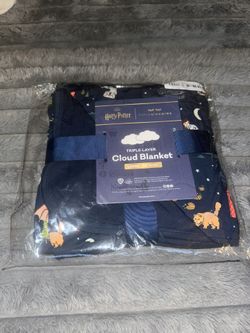 Little Sleepies Evening At Hogwarts Cloud Blanket