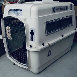 Airline approved Dog Crate