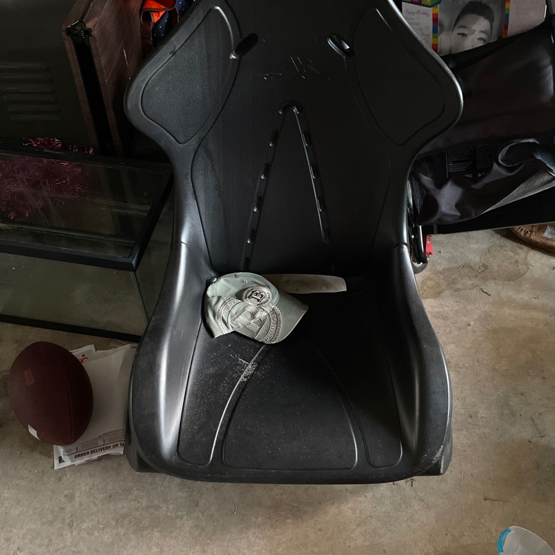 Plastic Gaming Chair