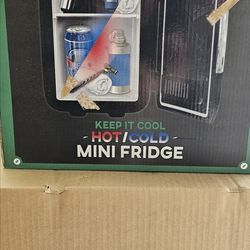 Mini refrigerator