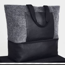 NWT - DSW Weekender Bag