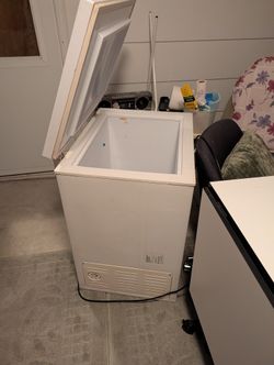 Short Freezer