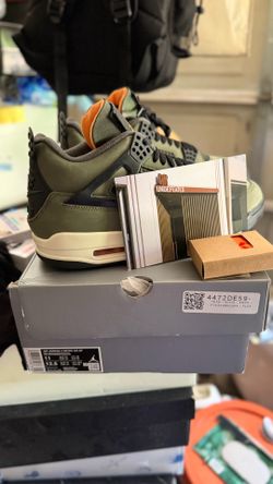 Air Jordan Retro 4 x Undefeated SP
