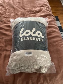 Lola Blankets Antique Ivory Extra Large