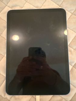 Apple iPad 10th Gen 64GB Blue (A2757) | Excellent Condition | Needs Restore